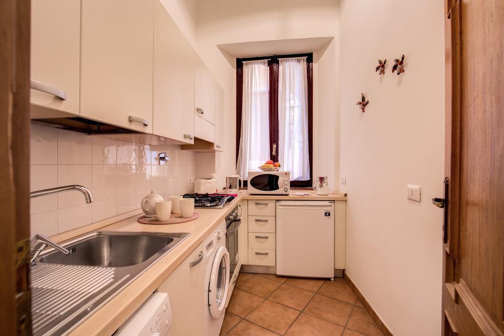 Apartament Navona Flowers Rzym Pokój zdjęcie