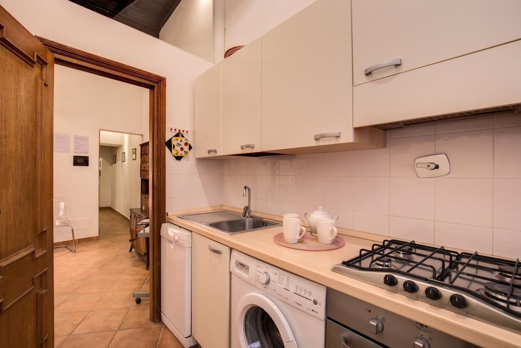 Apartament Navona Flowers Rzym Zewnętrze zdjęcie